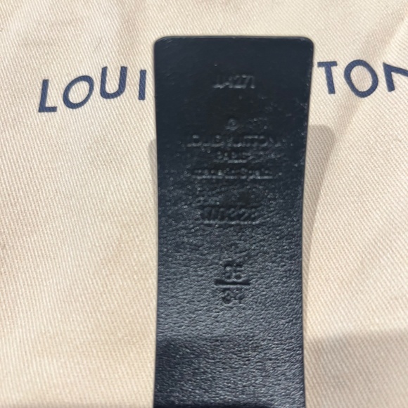LOUIS VUITTON BLACK ICONIC BELT - Picture 3 of 4